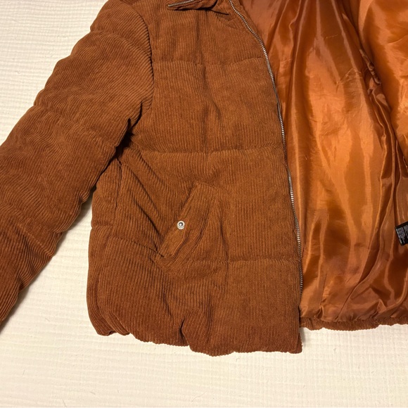 Corduroy Puffer Jacket - Picture 6 of 7